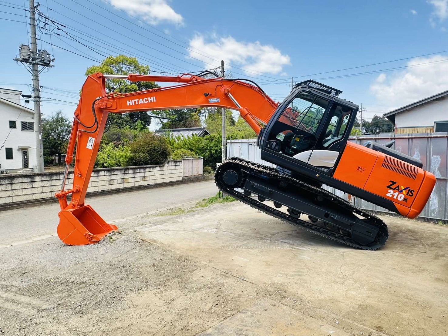 日立 ZX225US-3 中古・美品・新品バケット・ハイスピード・4way